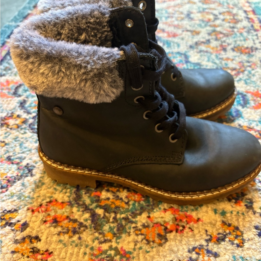 Pajar Black Boots with Gray Faux Fur size 37 US 6/6.5